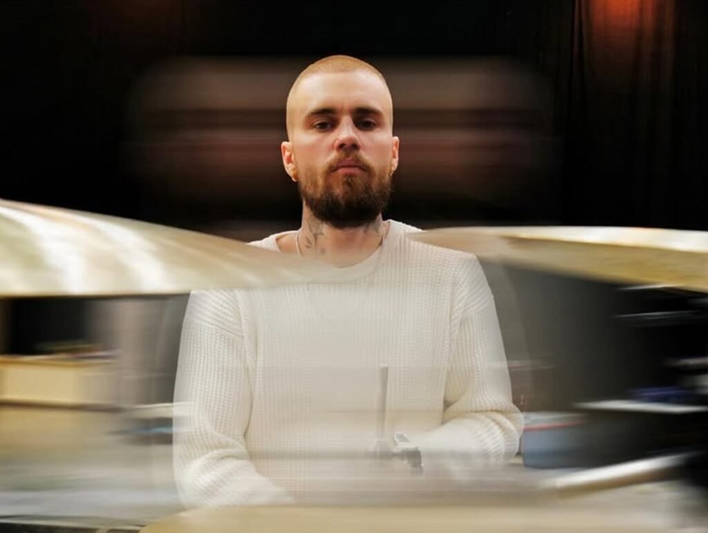 Justin Bieber celebra 10 anos do "Purpose" com performances do álbum em live; veja